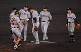 「【巨人】天王山で痛恨の連敗で自力Ｖ消滅　阪神にＭ２３点灯　３・５差に開く　田中将大が５回途中３失点」の画像1