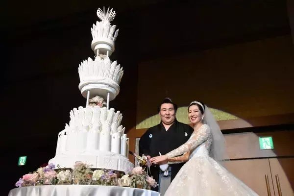 幕内・欧勝馬がＣＡ夫人と挙式　プロポーズは東京スカイツリー上部のレストランで　裏側も明かす