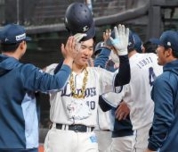 【西武】林安可の勝ち越し打で本拠地開幕戦白星　ドラ１・小島大河が１２球団新人第１号