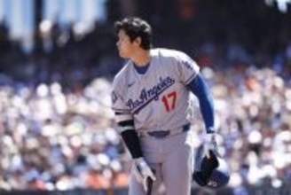 大谷翔平、好機に空振り三振で敵地大歓声　３打席目までノーヒット、４５打席連続ノーアーチ…前日は連続試合出塁「５３」で止まる
