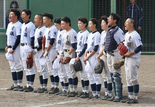 【高校野球】登別青嶺が２年連続初戦突破　ベンチ入り全１１選手が出場して乱打戦制す　山下煌生一塁手「全校応援が力になった」