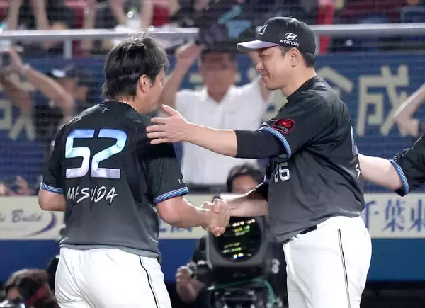 【ロッテ】サブロー監督が通算２５０セーブの益田直也を祝福　「僕もちょっとウルっときた。昔泣かしたこともありました」