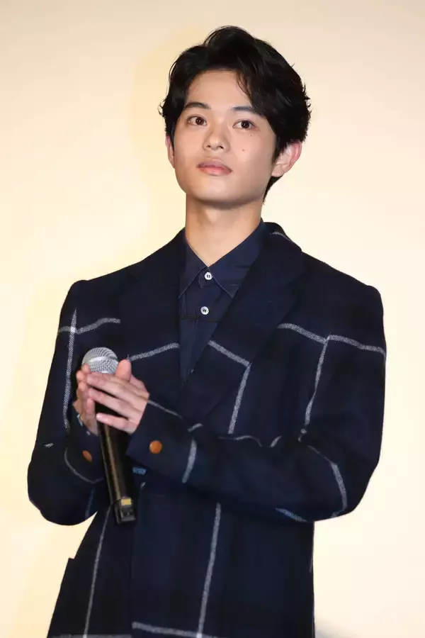 １６歳・黒川想矢、ハグ初体験「したことがなかったのでカチコチになっちゃった」　日韓合作映画で主演