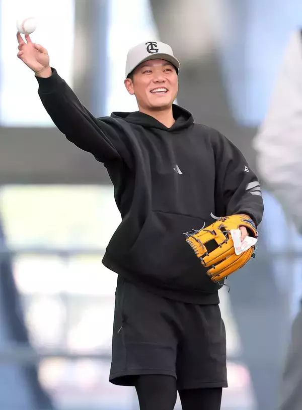 巨人の「サカマル」が宮崎合同自主トレ猛練習締め　坂本勇人は５時間超、キャンプへ「頑張ります」