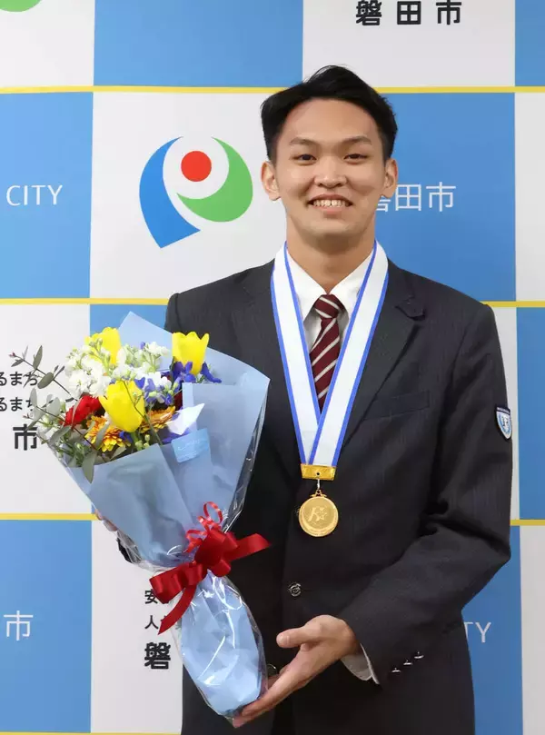 春高バレーで日本一に輝いた東山高・中西煌生主将　小学生時代はラグビーで全国　”転向”のきっかけはママさんバレー…シズオカビト