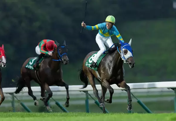 ３連単２６５万円超の大波乱！９番人気ローザレイアが移籍初戦でオパールＣ制覇　望月洵輝騎手「岩手のファンにアピールできました」
