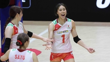【バレー女子】日本ｖｓ韓国　第２セットでチャレンジの応酬　日本「タッチネット」韓国「フロアタッチ」　韓国に２５ー２２　ひやひや第２セット、逆転で奪取…アジア大会