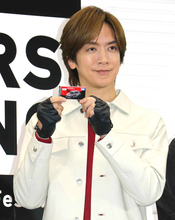 ＤＡＩＧＯ「うちの妻もトミカが大好き」家族でトミカに大はまり　５歳長女はトミカでエンブレム覚える