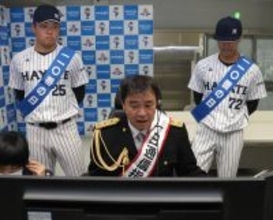 くふうハヤテ赤堀元之監督が一日通信指令官　１１０番映像通報システムに「もっと多くの人に認知を」