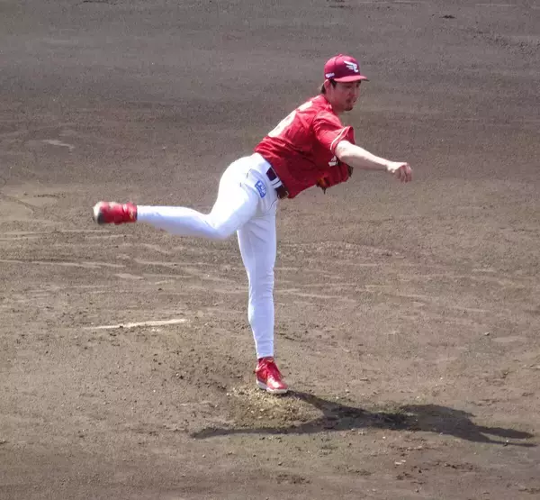 【楽天】投球練習って何球だったっけ？　３７９１日ぶりのマウンドでマエケンが味わった「ＮＰＢあるある」