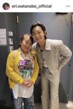 「皆様ごめんなさい」渡辺えり、韓流スター俳優と顔寄せショット披露「沼落ち」「お会いしたらさらに好きに」大ファン公言