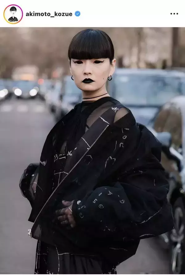 千代の富士さんのモデル次女　スタイリッシュな姿！俳優の夫も「いいね！」…夫婦ショットも反響の秋元梢