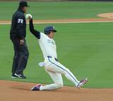 「大谷翔平が３打席連続出塁　塁上では右翼を守る鈴木誠也とアイコンタクトで笑顔…佐々木朗希４回までに３失点もドジャース４回に逆転」の画像1