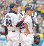 「【ヤクルト】今季４度目のゼロ封負けで再び首位陥落　池山隆寛監督「完封負けじゃ７回の傘しか開かなかった。明日は何とか点数を取って」」の画像1