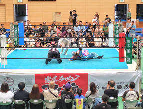 交野天の川プロレス開催　ご当地レスラー・ＫＡＴＡＮＯミルキー、新設「交野天の川王座」のベルト奪取！
