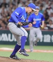 【日本シリーズ】２３年最優秀バッテリー賞の東克樹と山本祐大が対決　ＳＮＳも反応「見るだけで涙」「さすがにしびれた」