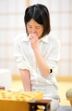 福間香奈女流五冠、ポニーテール→ボブで“戦闘モード”も失冠「力不足」　８５回目タイトル戦で初めて１勝もできず