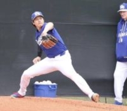大谷翔平、キャンプ初日からブルペンで２７球　ＷＢＣ打者専念濃厚も二刀流完全復活へ
