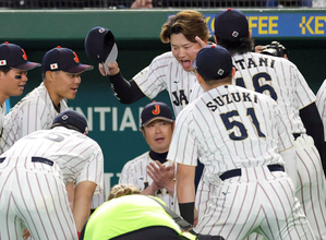 侍ジャパン・村上宗隆が日韓戦で円陣声出し係　メジャーの大先輩へ「点数を取ってあげることが一番気持ちが楽になる」