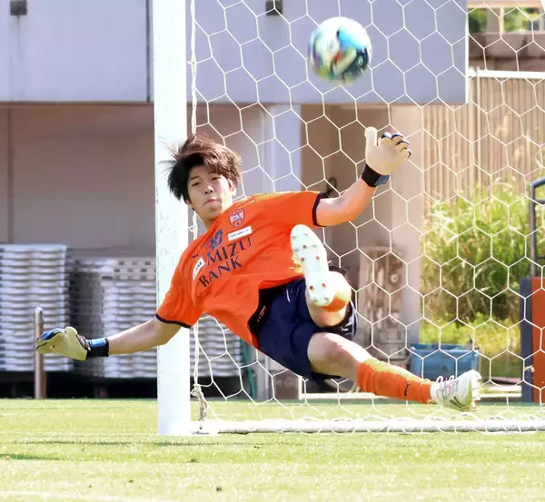 【Ｊ１清水】Ｊ２藤枝にＰＫ負けも１９歳の１８８センチ大型ＧＫ佐々木智太郎が２本ストップ…強化試合
