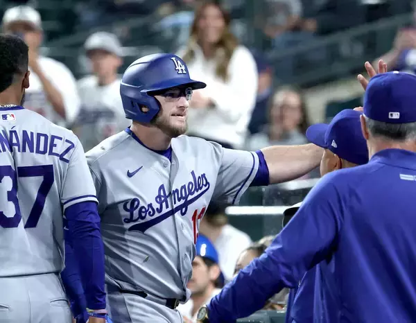 ドジャースが球団新記録　マンシー＆ラッシング２本塁打で開幕２２戦４２発　大谷翔平らとＭＬＢ最強の重量打線形成