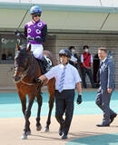 「【東京１０Ｒ・鎌倉Ｓ】国枝栄厩務員のデビュー戦は５着も武豊騎手は笑顔で「将来有望ですよ」　担当馬はトクシーカイザー」の画像1