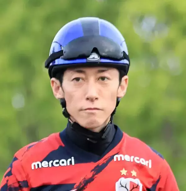 落馬負傷→人気薄で３着「ダービーも買いか！？」「覚醒」津村明秀騎手いきなり好騎乗　セレモニーでは両足振り上げるパフォーマンスも