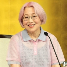 直木賞受賞の朝倉かすみさん、３度目のノミネート、初の時代小説「けんぐゎい」での戴冠に笑顔「ほめていただけたことがうれしい」