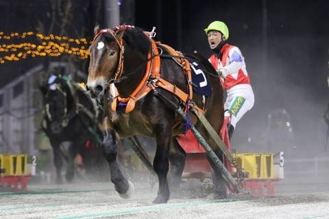 【ばんえい十勝】クリスタルザイオンが２歳世代最初の重賞勝利　西謙一騎手は兄クリスタルコルドの雪辱