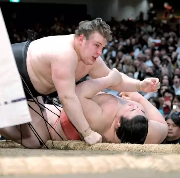 眠れない…食事も喉通らない…安青錦が戦った重圧「初日の取組前に花道から逃げたいと思った」