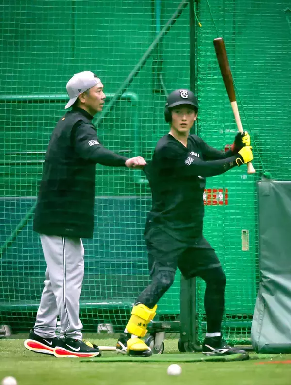 【巨人】浦田俊輔が阿部監督から直接指導「足を上げないことで目線がブレにくくなる」打撃不振脱却のヒント得る