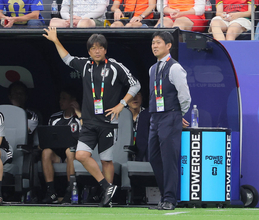 【Ｗ杯】日本代表監督の後任候補に名波浩氏が浮上　森保監督の３期連続続投、ロス五輪兼任で大岩氏も