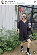 「ママかっこよすぎでしょ」４児の母・山田優、６７歳・モデル母との親子ショットが話題「美人親子」