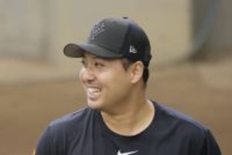 ユニホーム脱いだ今村信貴、離島でのサプライズにボロ泣きした日