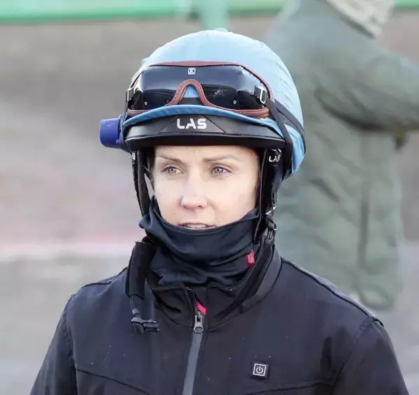 キング騎手が３１日の東京２Ｒを検査で乗り替わり　１Ｒでは３着に入る