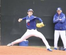 佐々木朗希がキャンプ初日からブルペン入り　ＷＢＣ不参加で先発ローテ奪取へ勝負のキャンプ