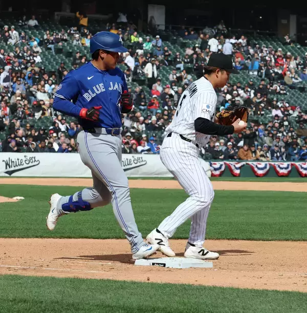 岡本和真が２試合ぶり快音も３連敗　１安打１四球の２出塁　村上宗隆に２ランを被弾