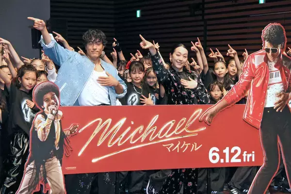 浅田真央　１２６人のキッズとマイケル・ジャクソンの名曲「今夜はビート・イット」のダンス披露「これだけたくさんのダンサーの方と”陸”で踊ることは無かった」