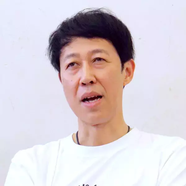小籔千豊「ゲームみたいなスルーパス」堂安律選手のゴールにつながるパスを大絶賛