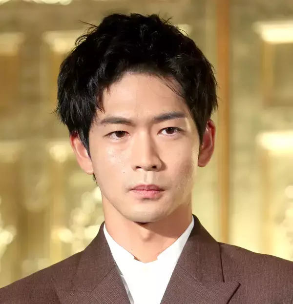 松下洸平のＴシャツに視線集中「年齢わかっちゃう（笑）」２４歳で急逝したイケメン俳優に「目がくぎ付けよ」