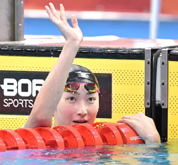 【競泳】池江璃花子、大本命５０ｍバタフライは銅メダル　がらがら声で「とにかくメダル取ることができて本当にうれしい」最後のアジア大会個人種目終え、あと１レースでラストスイム