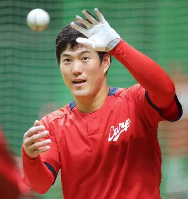 【広島】磯村嘉孝は２軍マネジャー兼広報へ転身「やっぱりカープが好き」引退しても縁の下の力持ち【プロ野球１２球団去る人】