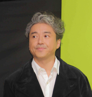 「ビックリした！」ムロツヨシの衝撃メイク「キャー」「助けて」「ヤバイね」「リアルすぎます」「痛そう〜」