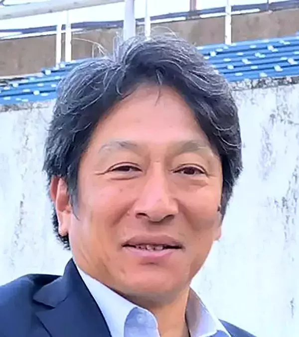 箱根駅伝優勝の青学大・原晋監督らが小泉進次郎防衛大臣を表敬訪問　徳澄主務は政治家秘書を勧められる