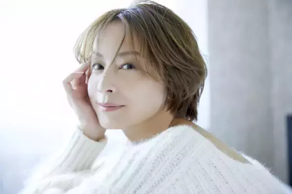 鈴木亜美がスペシャルライブ　２・７ＦＣ東京―鹿島戦で…９９年リリース曲「ＢＥ　ＴＯＧＥＴＨＥＲ」を披露