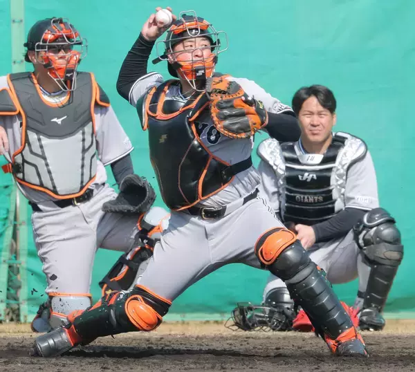 【巨人】岸田行倫主将「今年こそ山口オーナーを胴上げ」お礼の言葉で１４年ぶり日本一へ決意