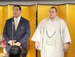 ニトリホールディングスが安治川部屋の後援開始を発表　似鳥昭雄会長が後援会長に就任　綱取りの安青錦に強力な援軍