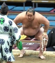 左膝の手術から復帰２場所目、元十両の生田目が無傷の４連勝　膝の状態は「大丈夫。寝起きもバッチリ」