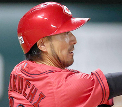 【広島】菊池涼介、ＮＰＢ５０人目！通算３５０二塁打　過去５６人の２０００安打より希少…今季チームで坂倉将吾に次ぐ安打数　名球会入りへ残り１０５安打