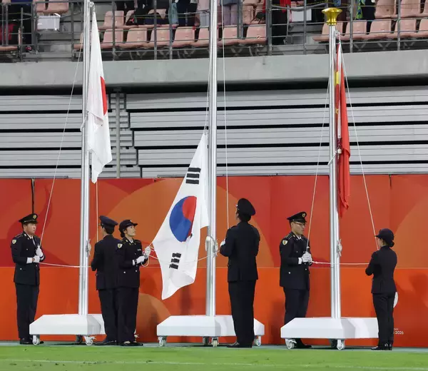 【サッカーＵ２１】表彰式でまさかの事態…優勝の韓国の国旗掲揚されず　応援団はブーイング＆選手は困惑…アジア大会